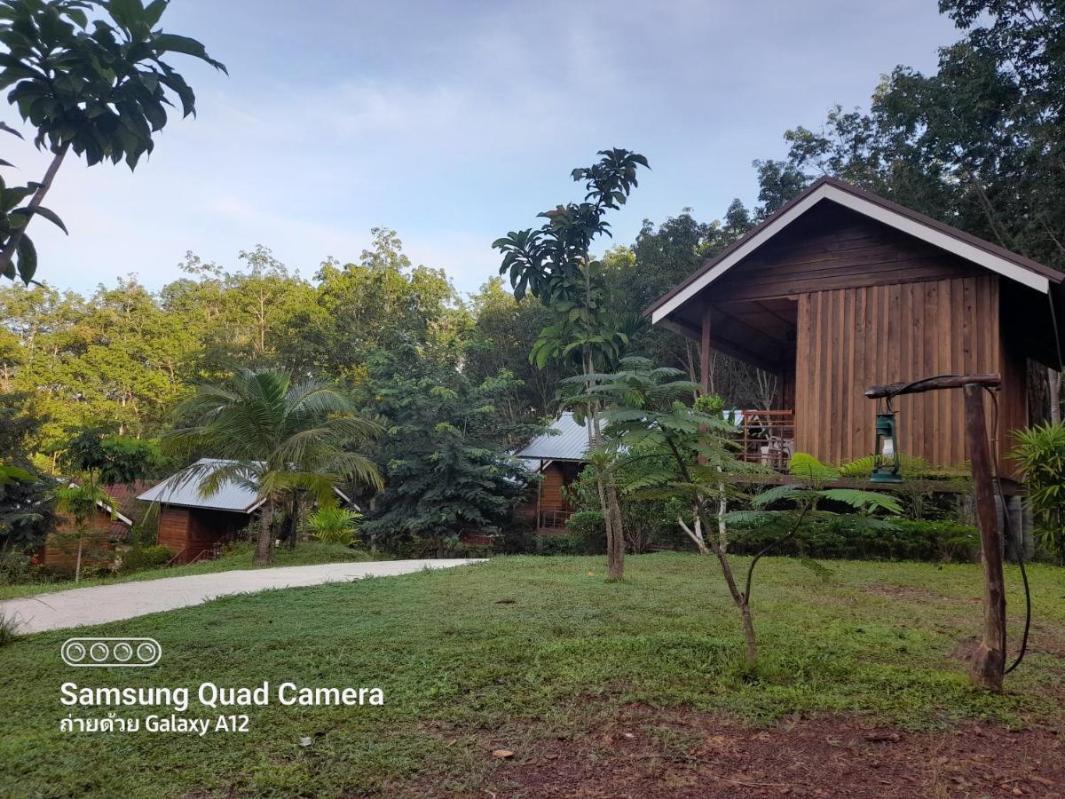 Lanta Para Hut Ko Lanta Buitenkant foto