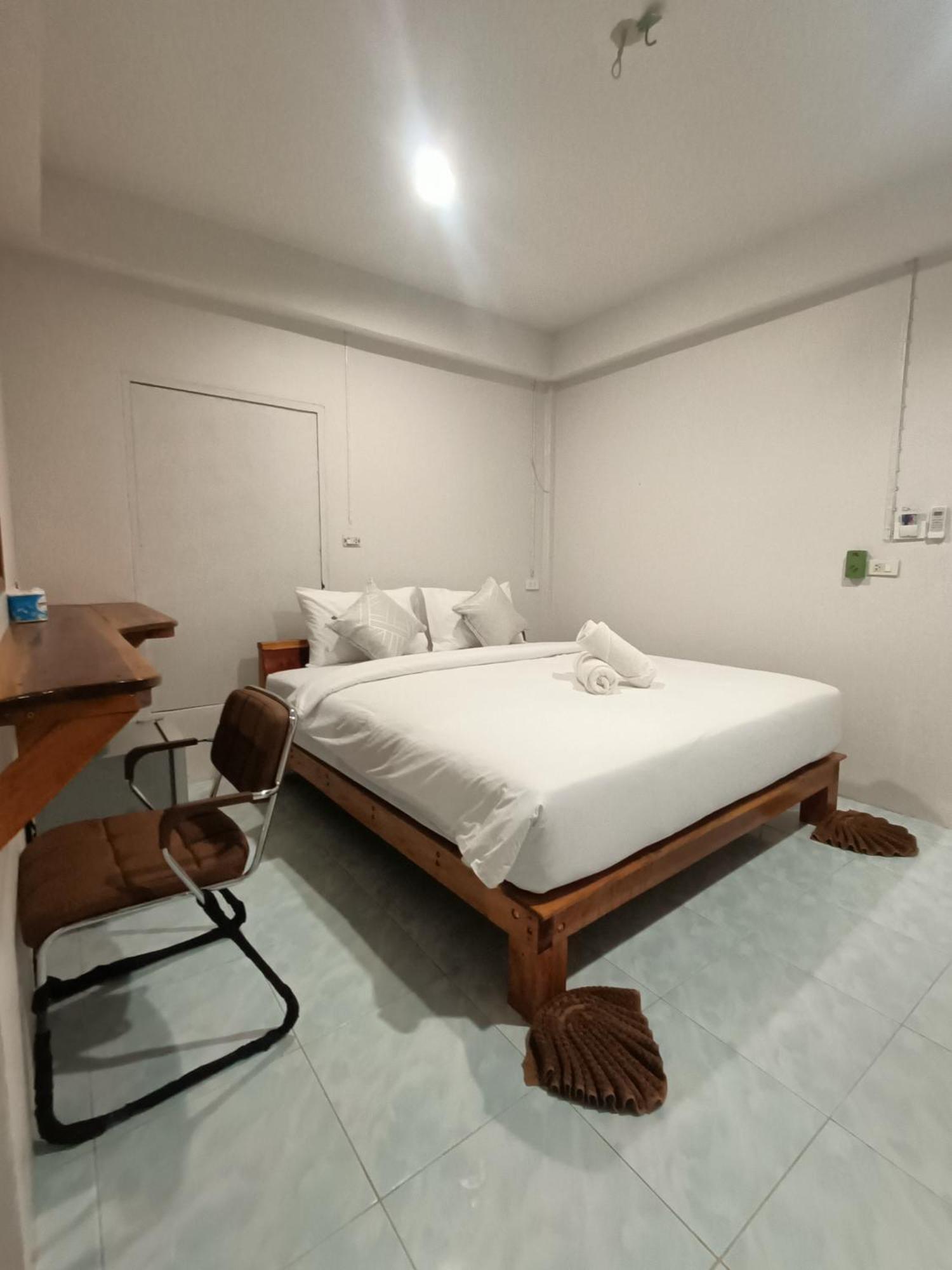 Lanta Para Hut Ko Lanta Buitenkant foto